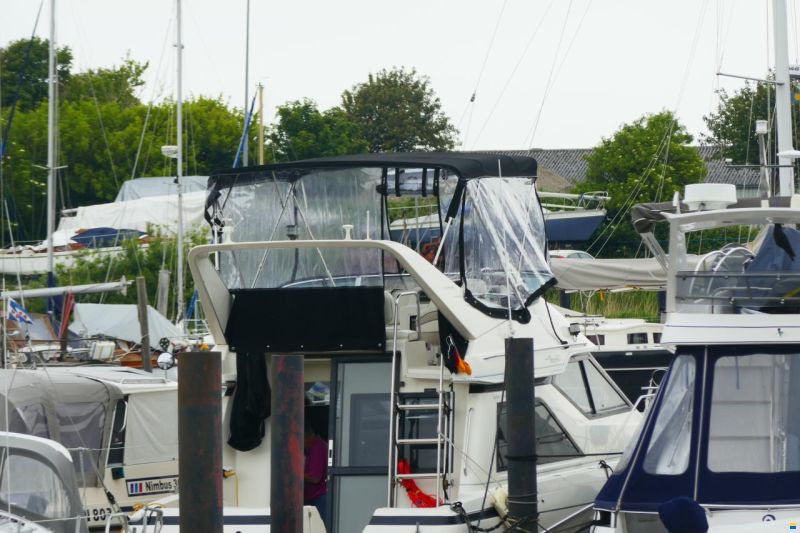 Bayliner 3258 Avanti Commandbridge