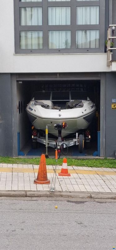Sea-Doo CHALLENGER 180 SE