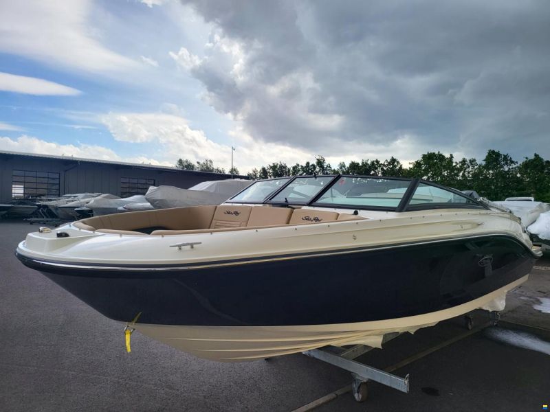 Sea Ray 230 SPOE