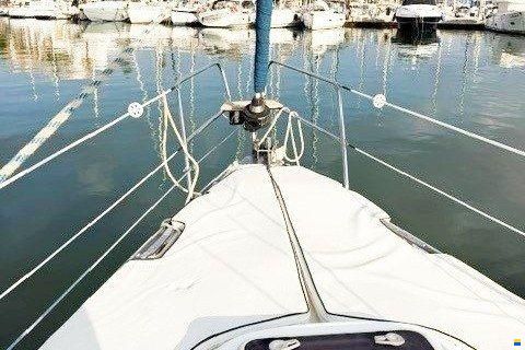 Bavaria 32