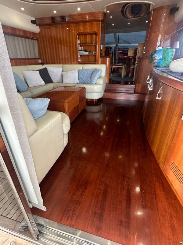 Uniesse 72 FLY