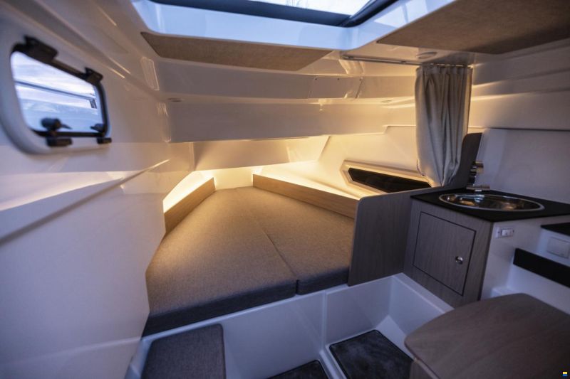 Quarken 27 T-Top Onyx