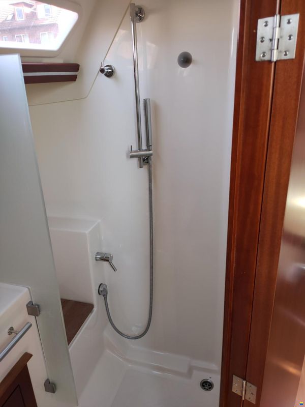 Hanse 400