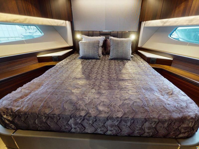 Sunseeker Manhattan 68