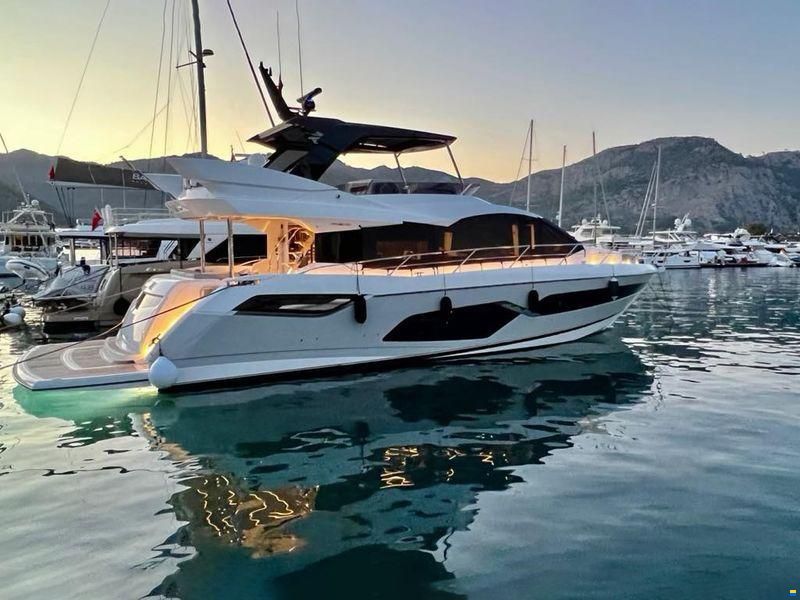 Sunseeker Manhattan 68