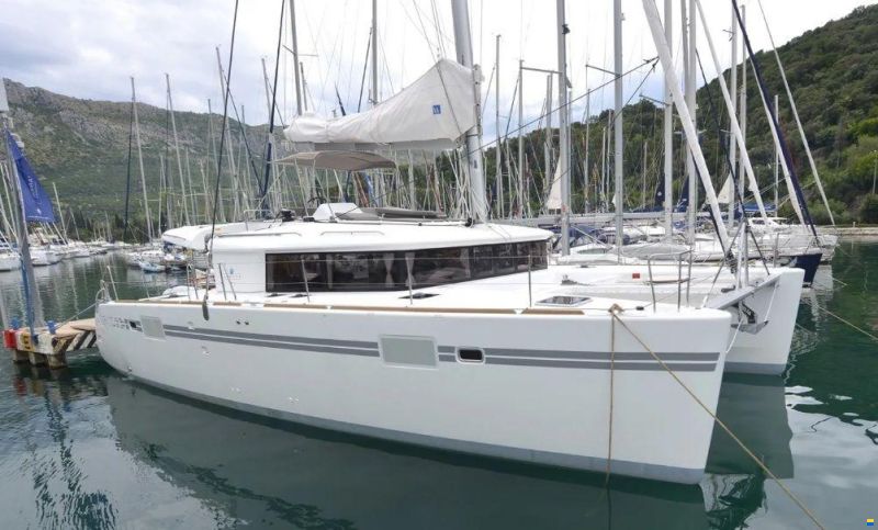 Lagoon 450 F