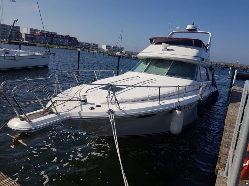 Sea Ray 370 DB