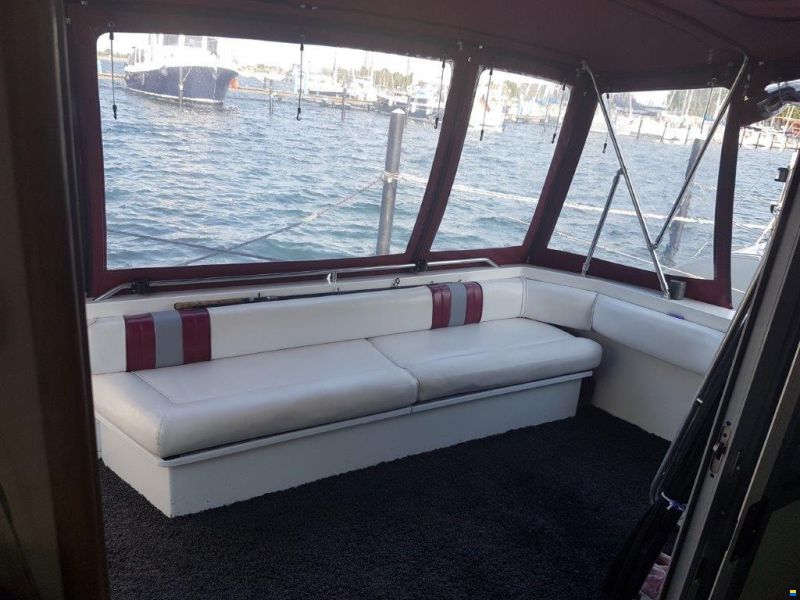 Sea Ray 370 DB