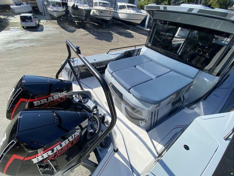 Axopar Brabus Shadow 900 Cross Cabin