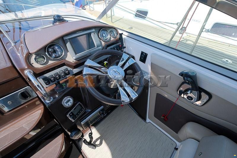 Regal 28 Express