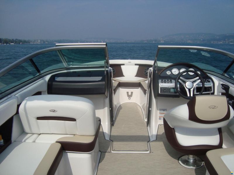 Regal 2000 ES