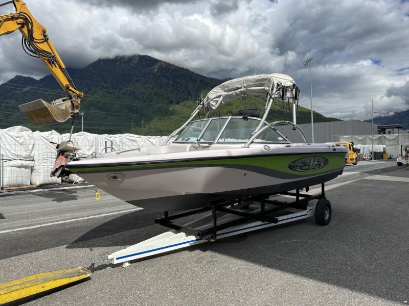 Nautique 210 TE