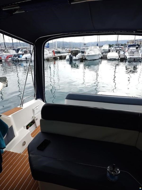Rinker 280