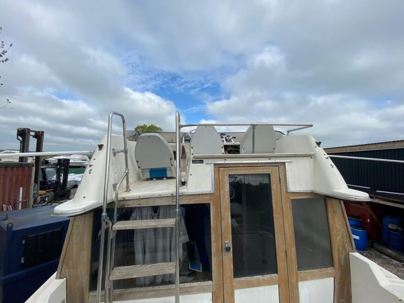 Bayliner 2556 Fly