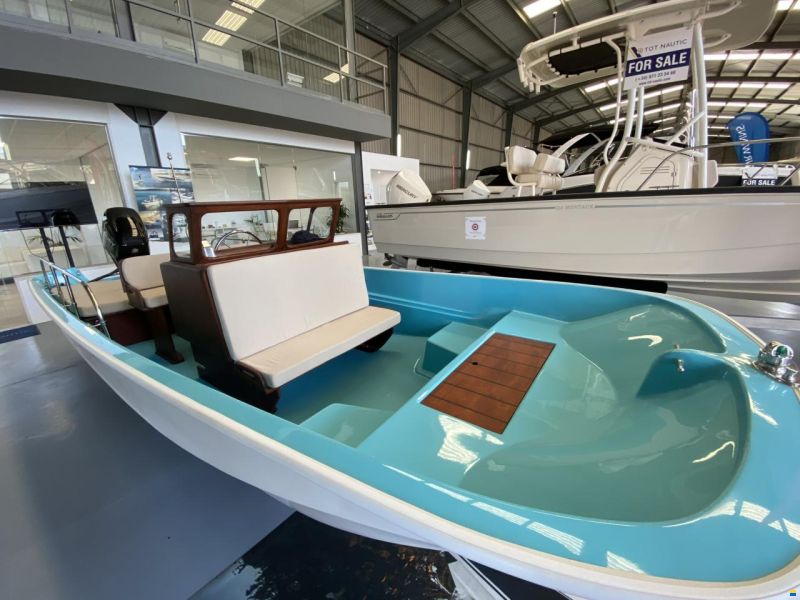 Boston Whaler Eastport