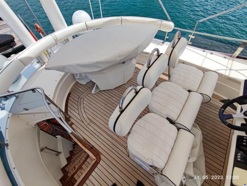 Fairline Squadron 52