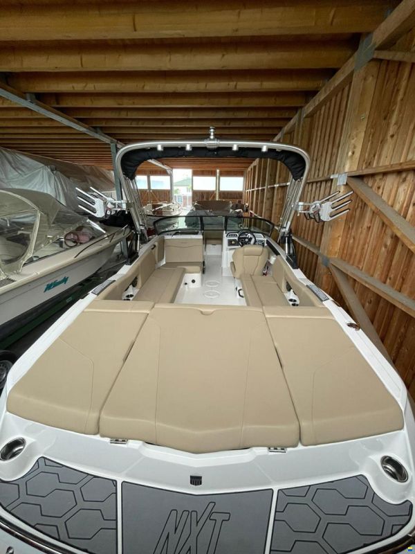 MasterCraft NXT-22