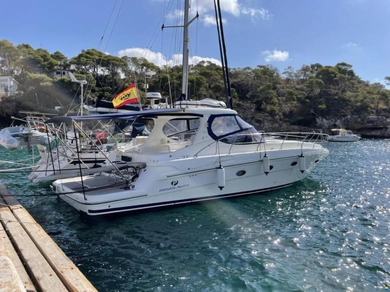 Alena  43