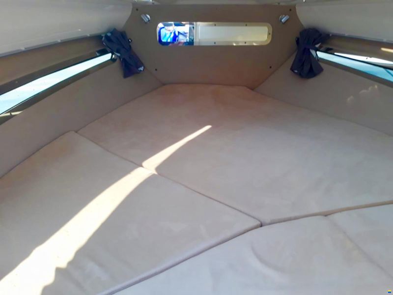 Parker 690 Day Cruiser