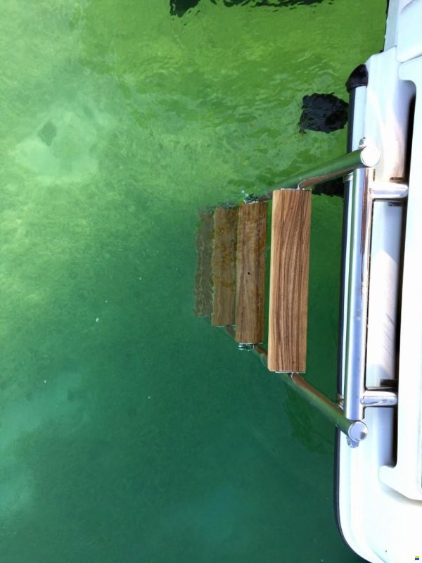 Parker 690 Day Cruiser