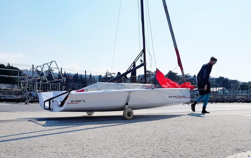 Beneteau First 14 SE