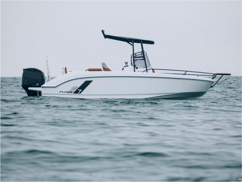 Beneteau Flyer 7 SPACEdeck