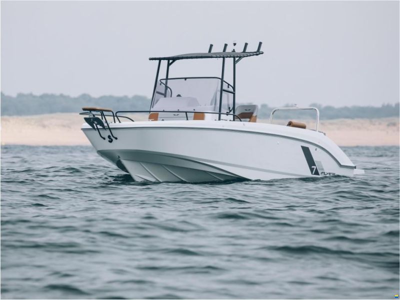 Beneteau Flyer 7 SPACEdeck