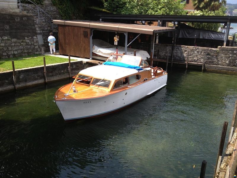 Chris Craft 27 cruiser