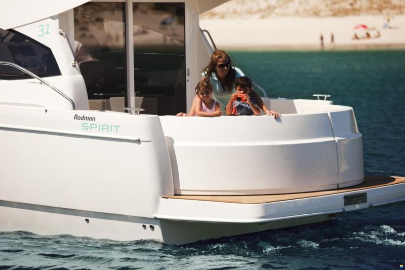 Rodman Spirit 31 Hardtop inboard