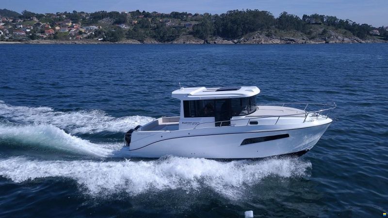 Rodman 890 Ventura
