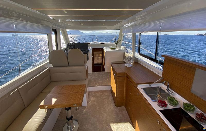 Rodman 1290 Evolution Flybridge