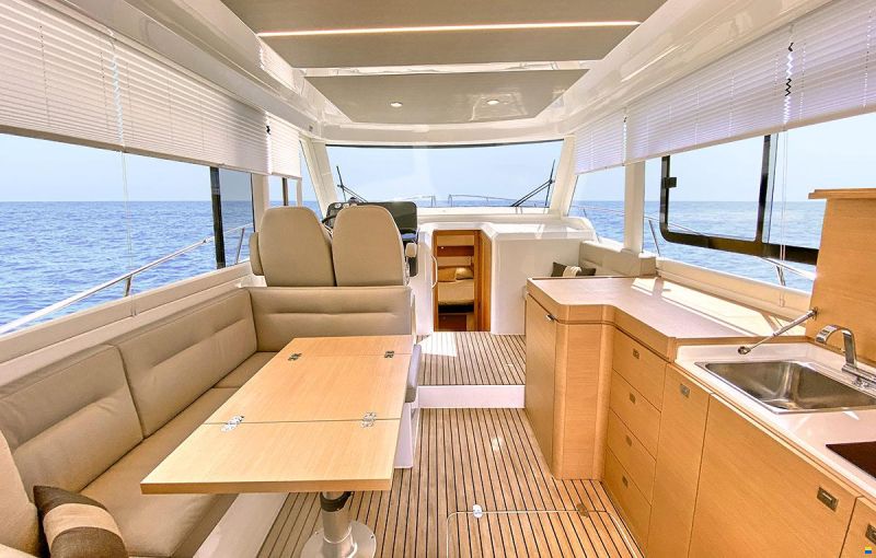 Rodman 1290 Evolution Flybridge