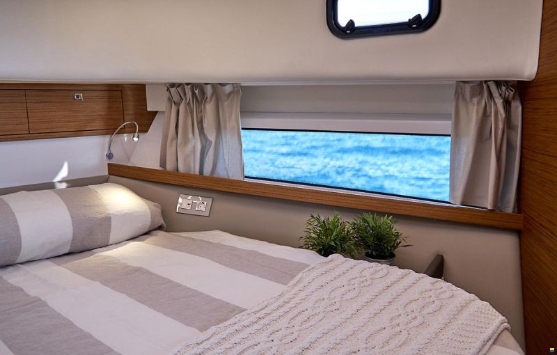 Rodman 1290 Evolution Flybridge