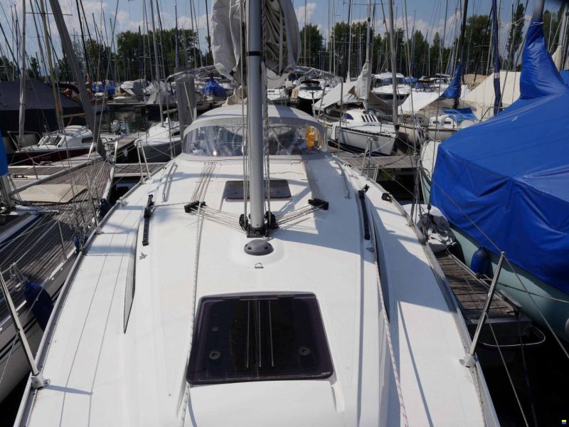 Bavaria Cruiser 34 Easy 9.7 image