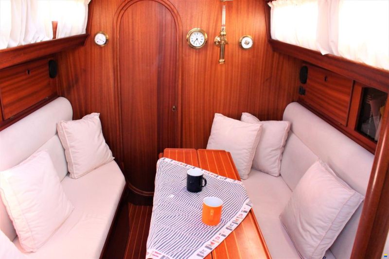 Klassisch elegante 7 KR Segelyacht