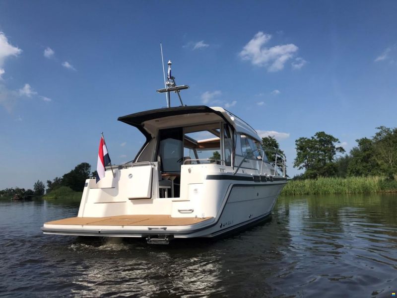 Saga 325