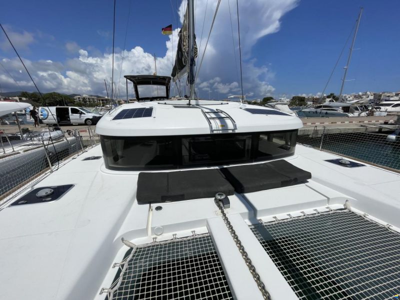 Lagoon 40