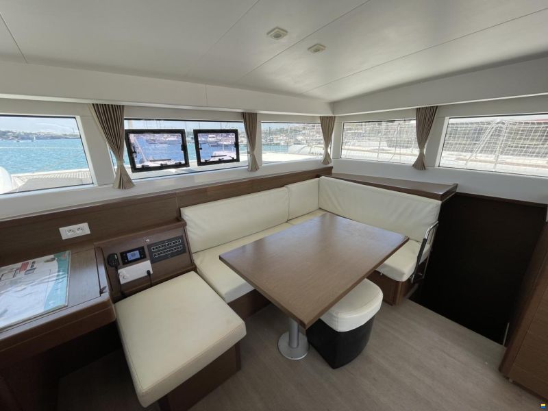 Lagoon 40