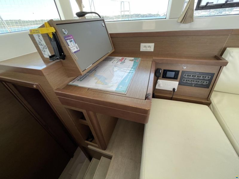 Lagoon 40