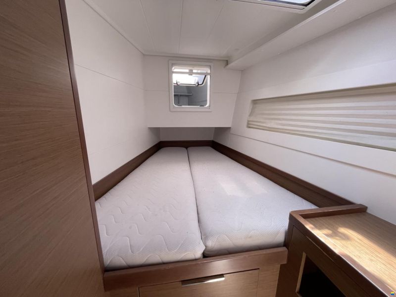 Lagoon 40
