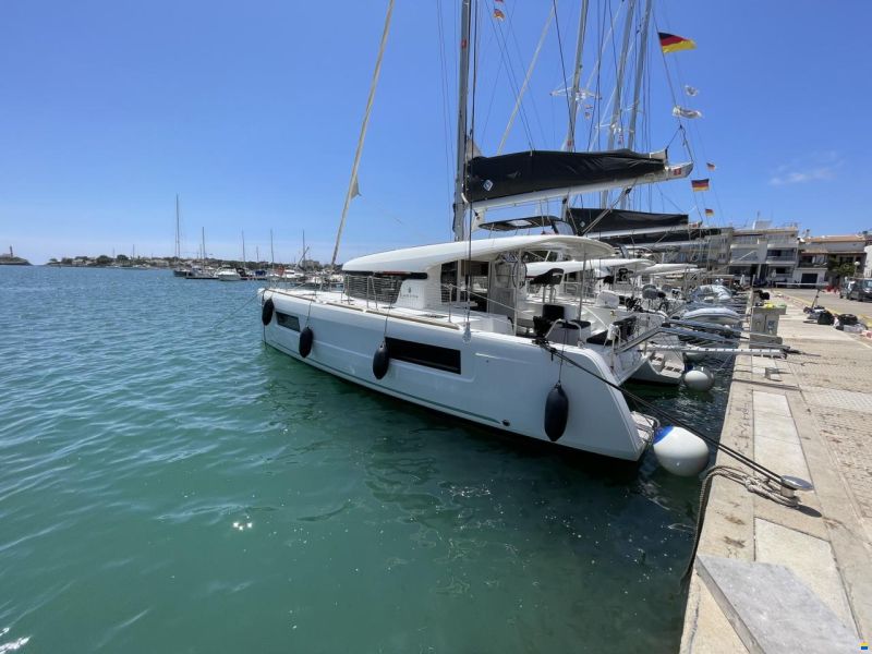 Lagoon 40