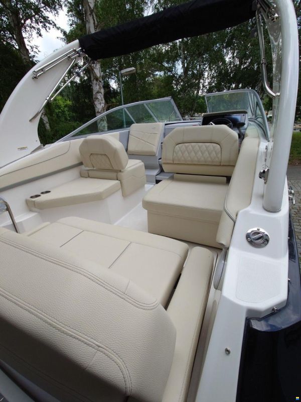 Regal 26 Express