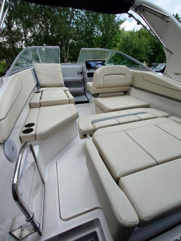 Regal 26 Express