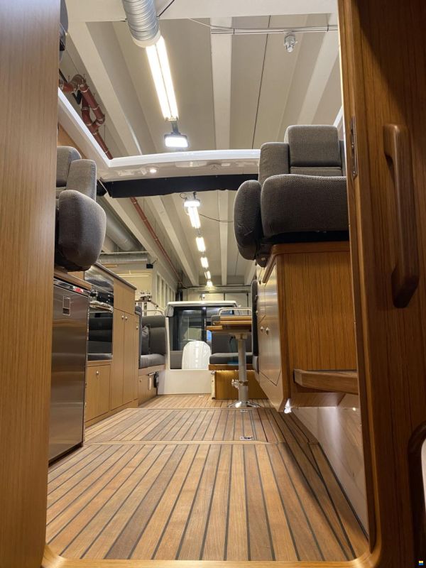 Saga 330 SunTop