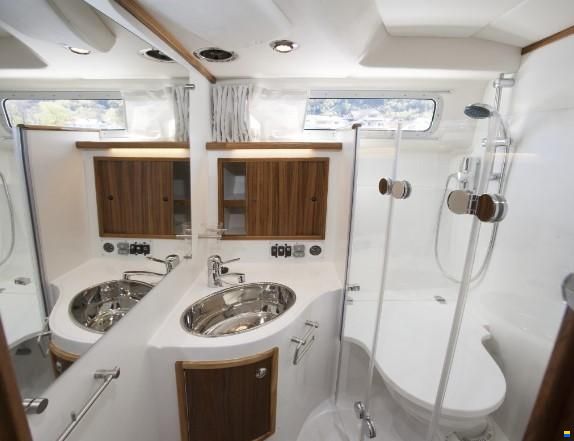 Saga 330 SunTop