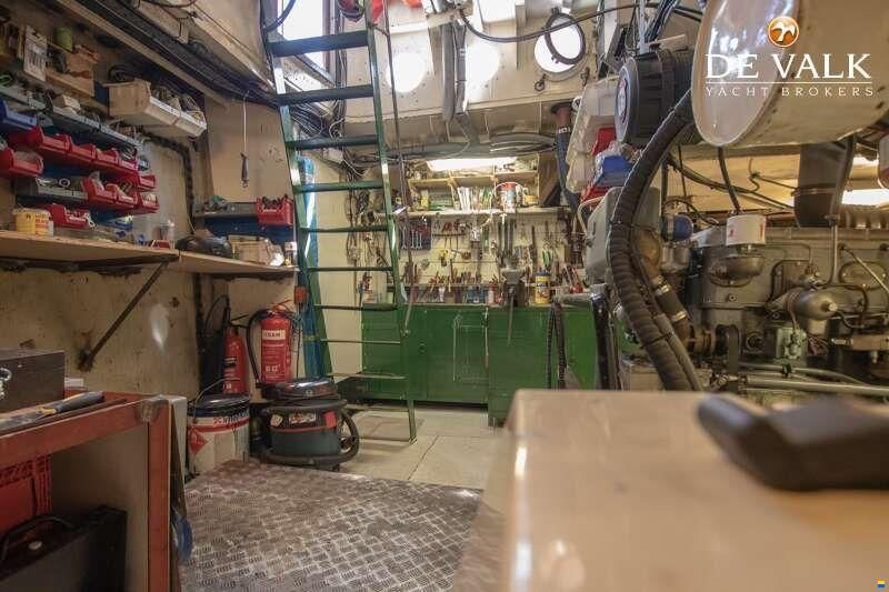 Houseboat Waterloft Luxemotor Spitz 38M