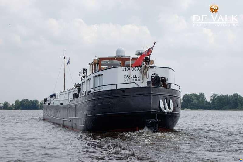 Houseboat Waterloft Luxemotor Spitz 38M