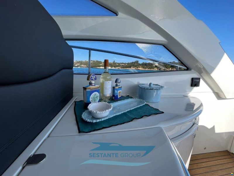 Pershing 50'