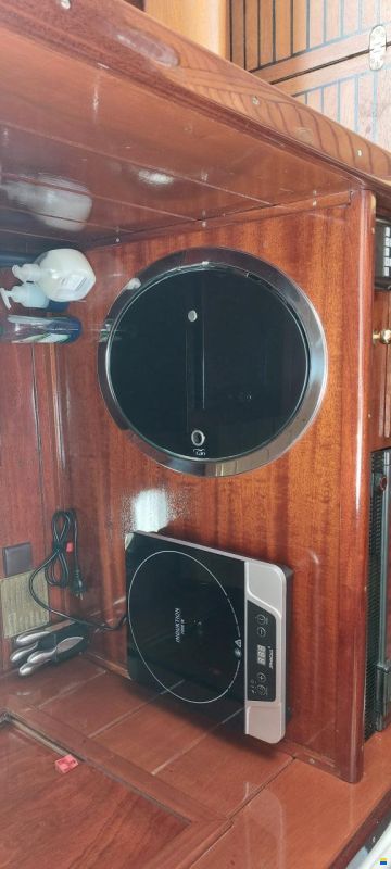 Backdecker