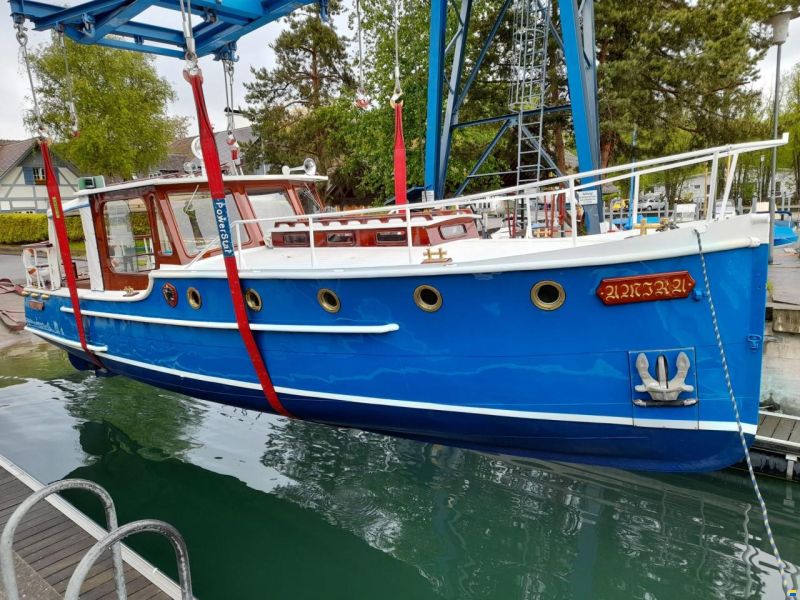 Backdecker